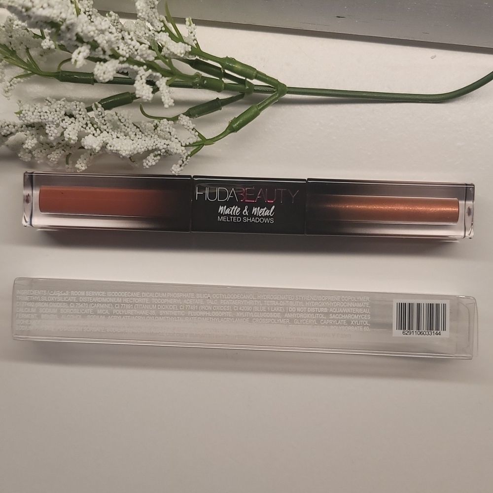 Huda Beauty Matte & Metal Melted Eyeshadow - Picture 6 of 7